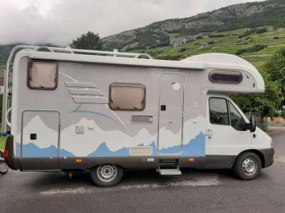 A donner Camping car fiat ducato Hymer